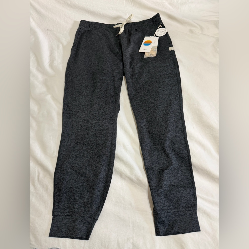 New Vuori Performance Jogger Pants Charcoal Heather Gray Medium M $94 MSRP